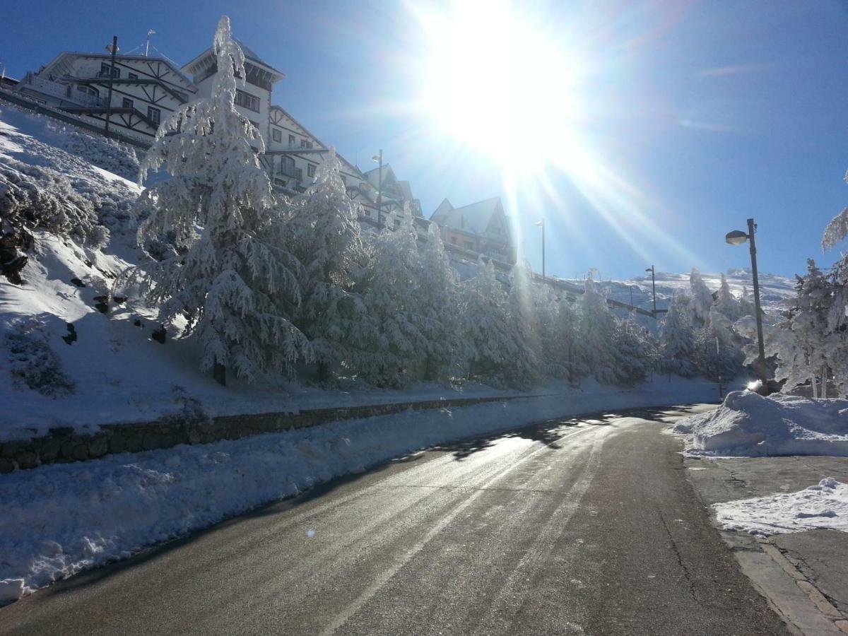 Estudio Cerca Del Telesilla Sierra Nevada Exteriör bild